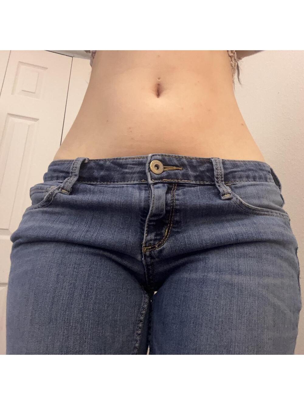 Low rise bootcut jeans